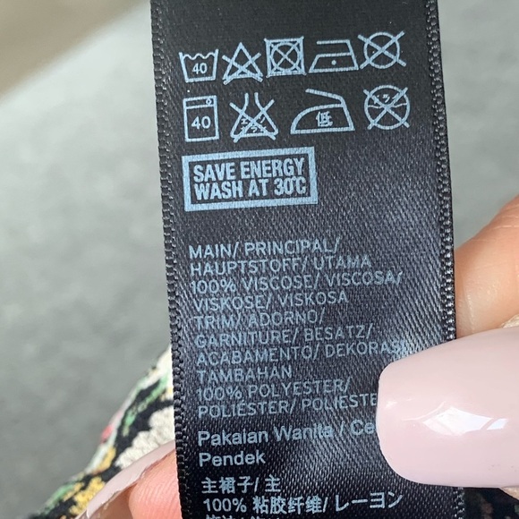 Topshop Flowy Floral High Waist Lace Trim Shorts - Picture 13 of 14